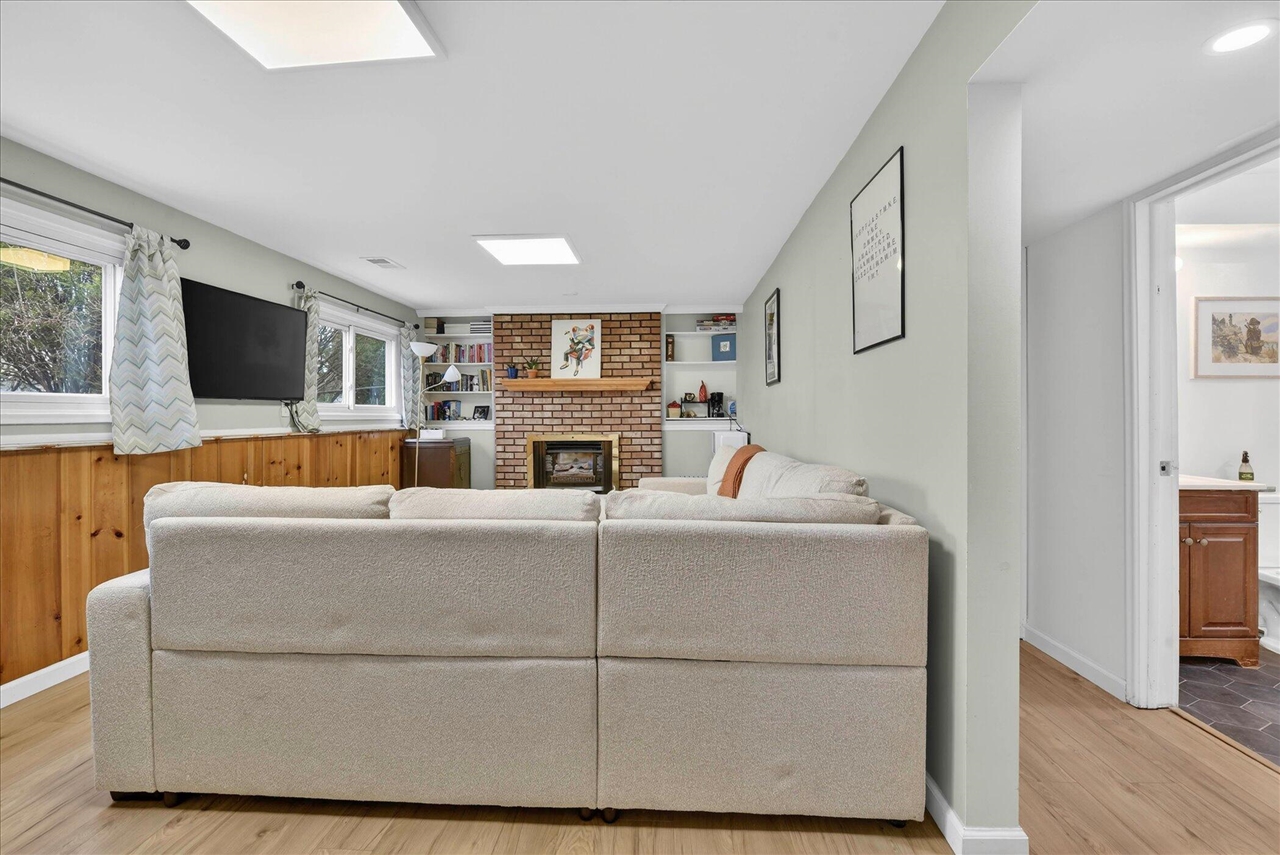 1176 Borgstrom Avenue, Ypsilanti, MI, 48198-6404