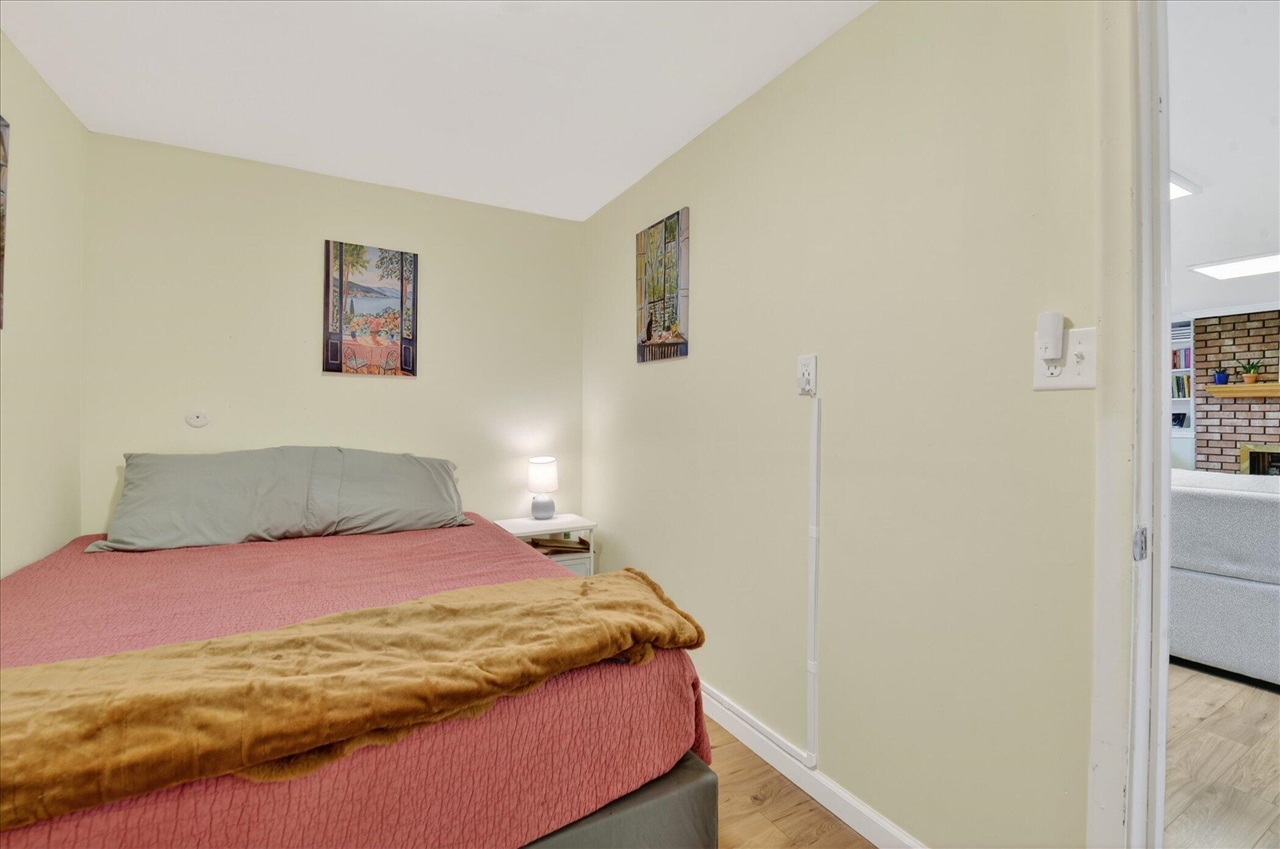 1176 Borgstrom Avenue, Ypsilanti, MI, 48198-6404