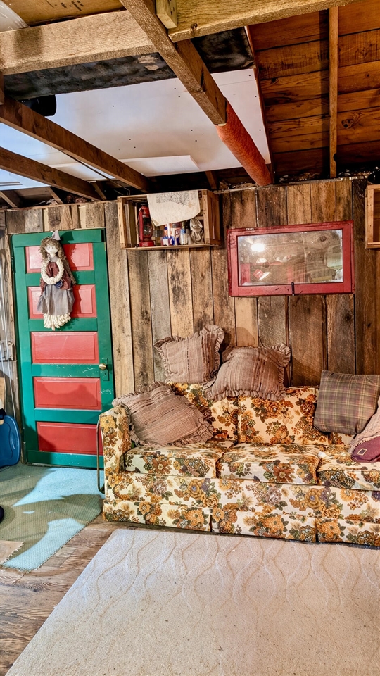 3194 N Warfield Road, Harrietta, MI, 49638-9604