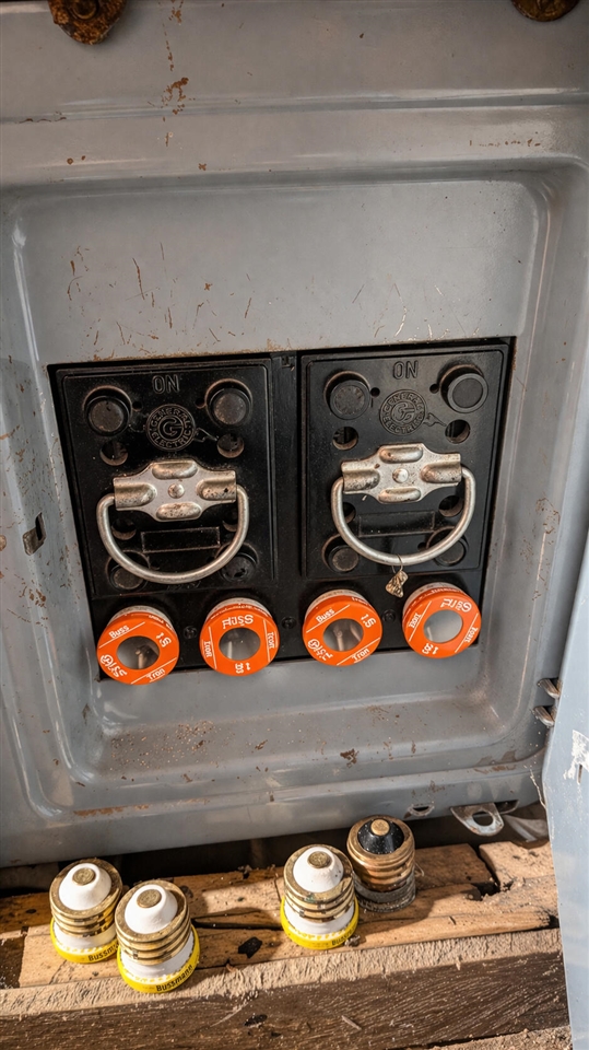 3194 N Warfield Road, Harrietta, MI, 49638-9604