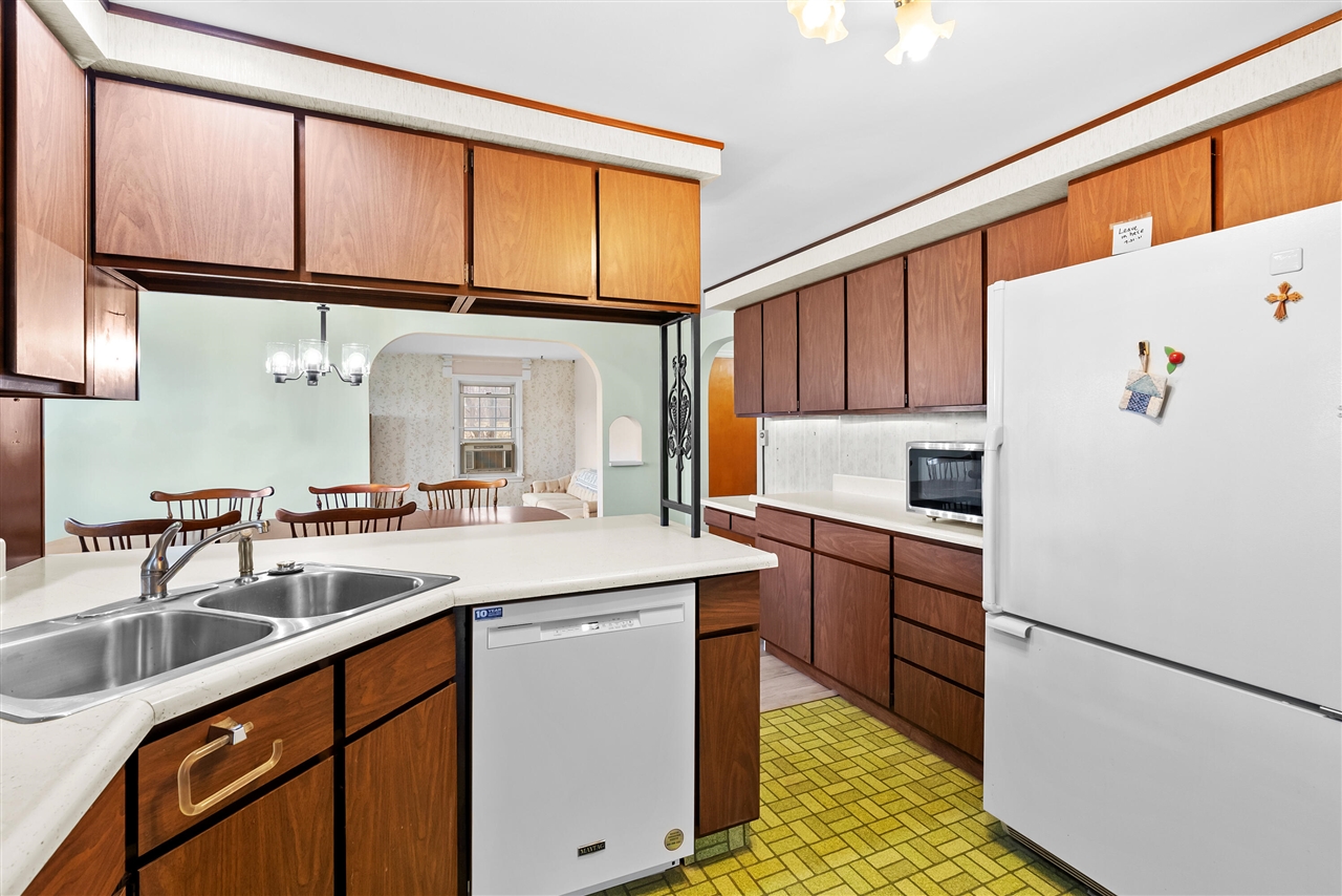 5844 S Scottdale Road, Berrien Springs, MI, 49103-9706