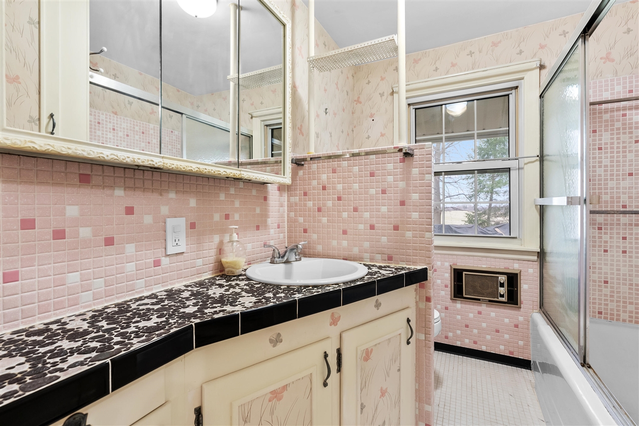 5844 S Scottdale Road, Berrien Springs, MI, 49103-9706