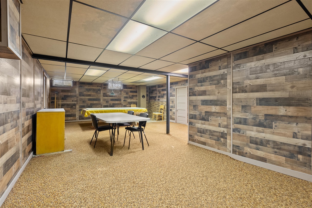 5844 S Scottdale Road, Berrien Springs, MI, 49103-9706