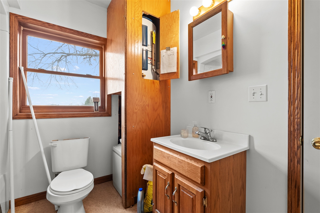 5844 S Scottdale Road, Berrien Springs, MI, 49103-9706