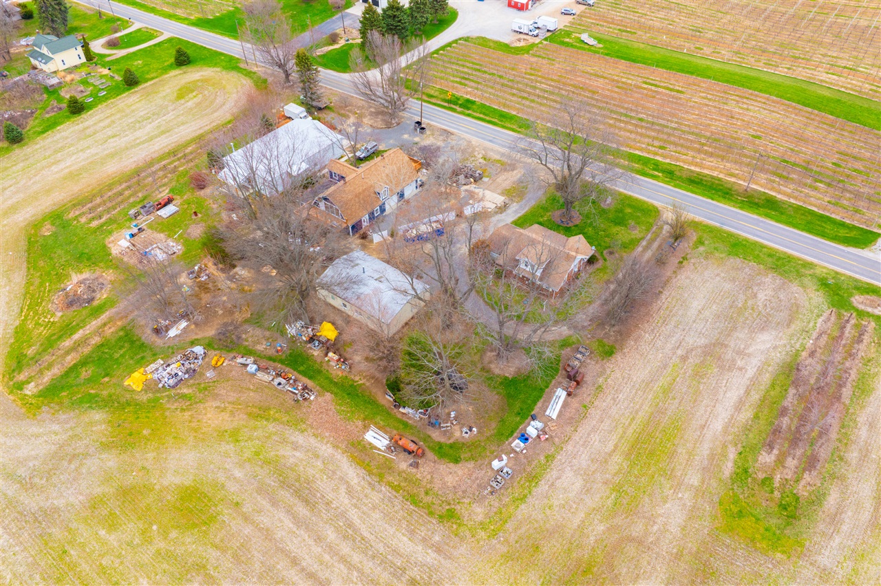 5844 S Scottdale Road, Berrien Springs, MI, 49103-9706