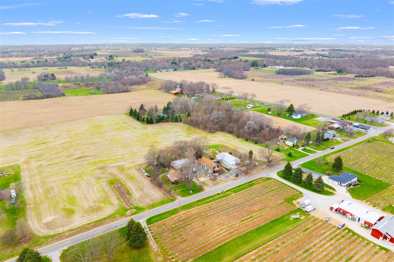 5844 S Scottdale Road, Berrien Springs, MI, 49103-9706