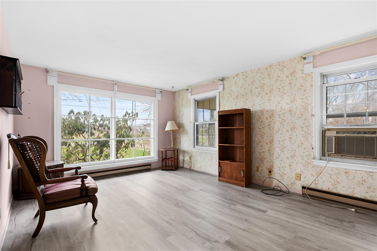 5844 S Scottdale Road, Berrien Springs, MI, 49103-9706