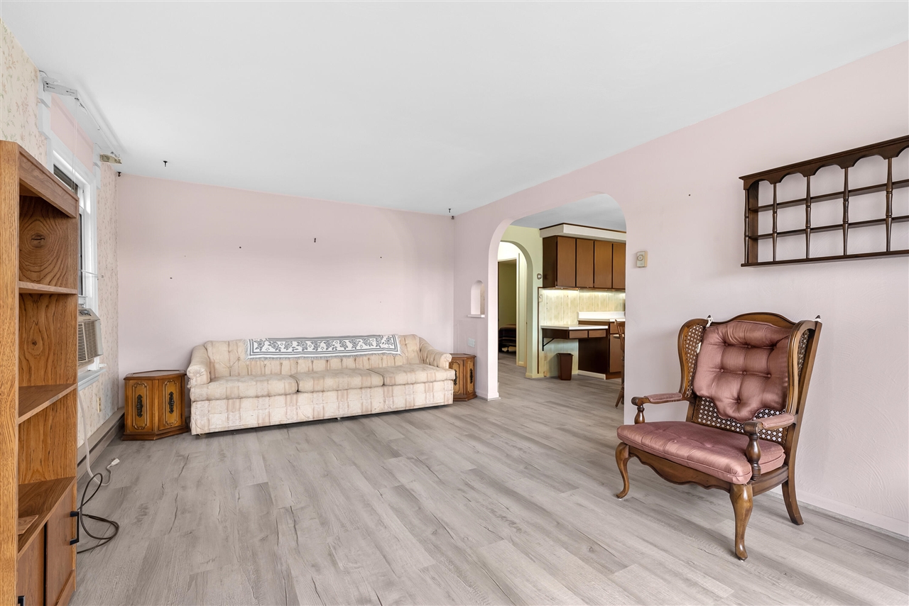 5844 S Scottdale Road, Berrien Springs, MI, 49103-9706