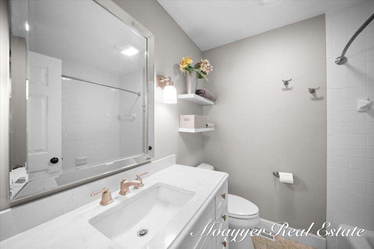 6204 Tahoe Drive, Grand Rapids, MI, 49546-7129