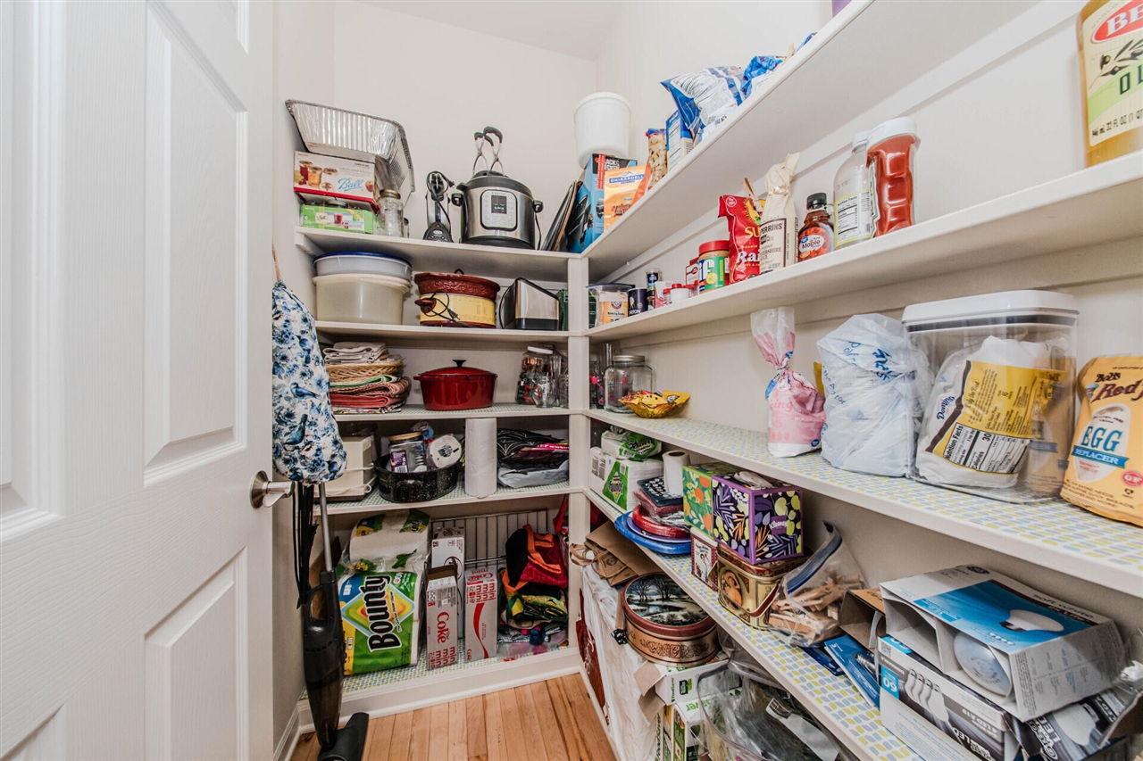 9032 Carter Drive, Saline, MI, 48176-8006