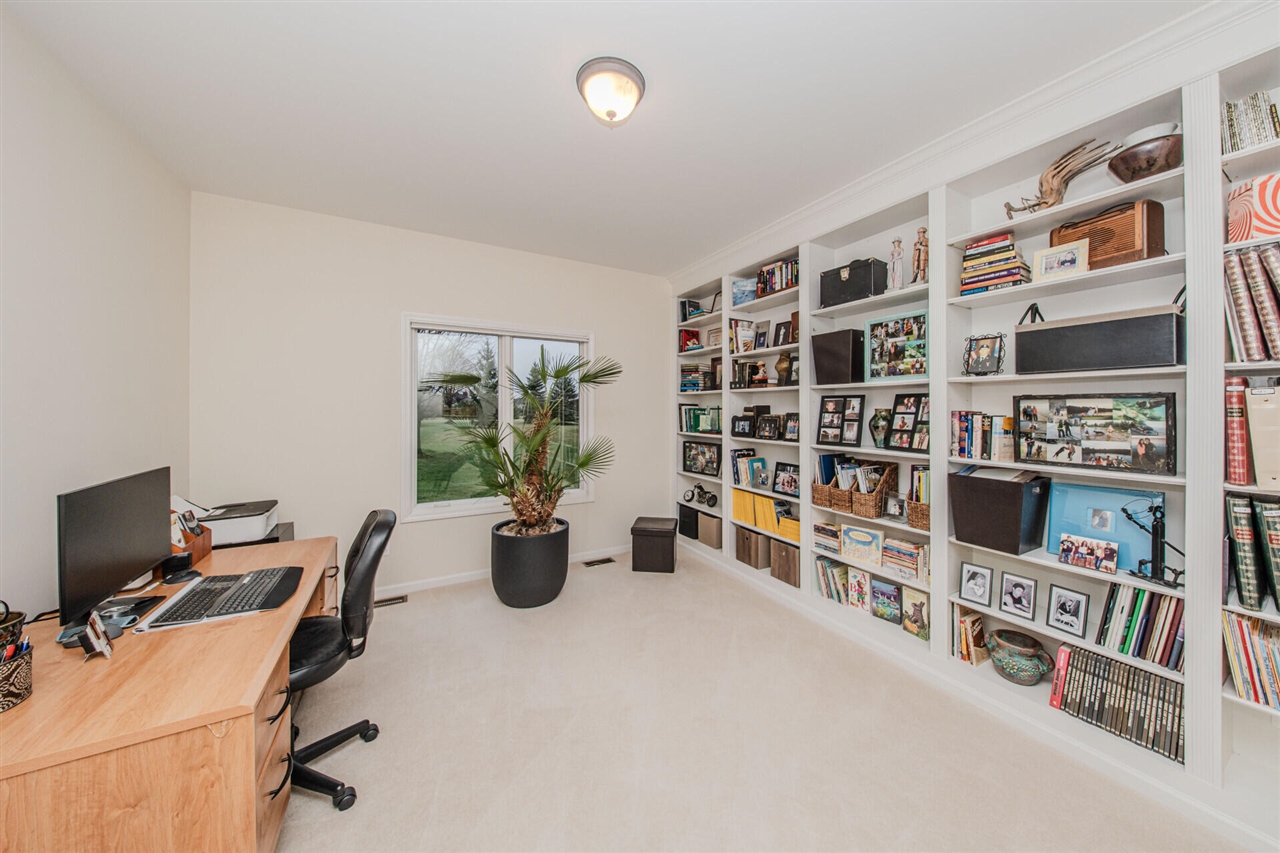 9032 Carter Drive, Saline, MI, 48176-8006