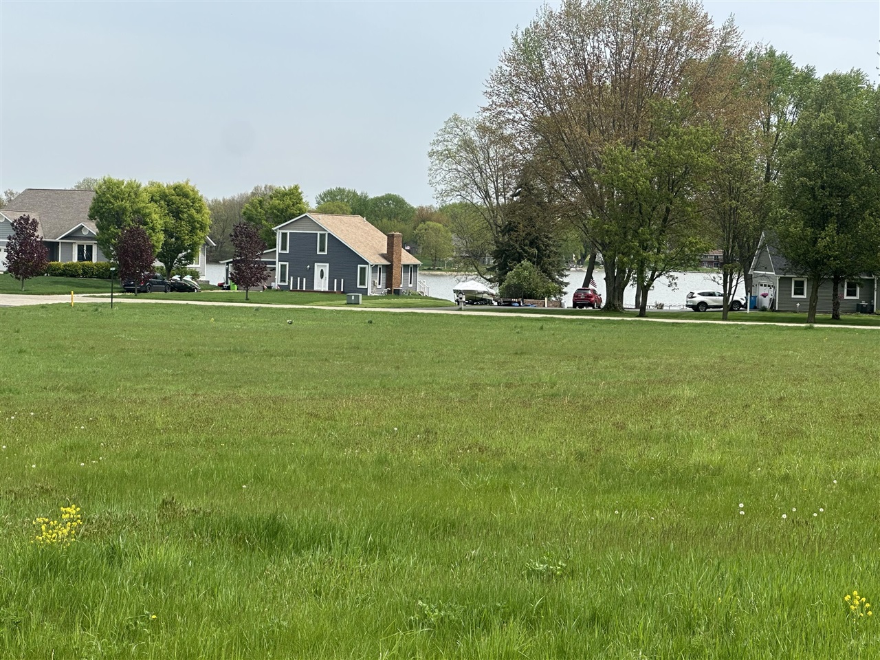 V/L Raintree, Sturgis, MI, 49091
