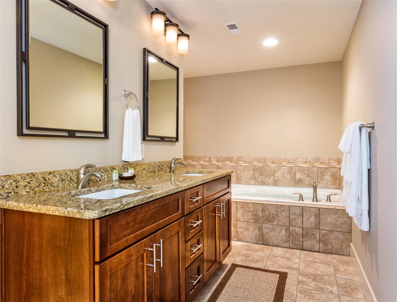 61809 Stonegate, Island Hills Gc Drive, Centreville, MI, 49032-9599