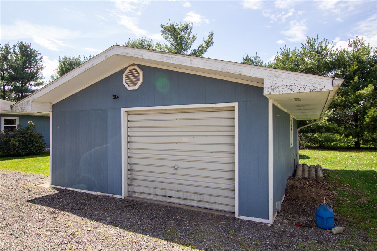 64770 Wade Road, Cassopolis, MI, 49031-9531