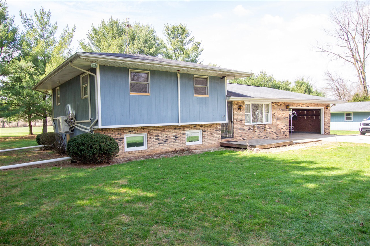 64770 Wade Road, Cassopolis, MI, 49031-9531