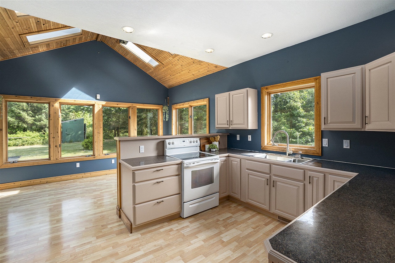 6483 N 144th Avenue, Walkerville, MI, 49459-9355