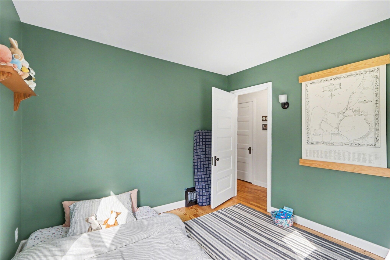 313 W G Avenue, Kalamazoo, MI, 49004-3002