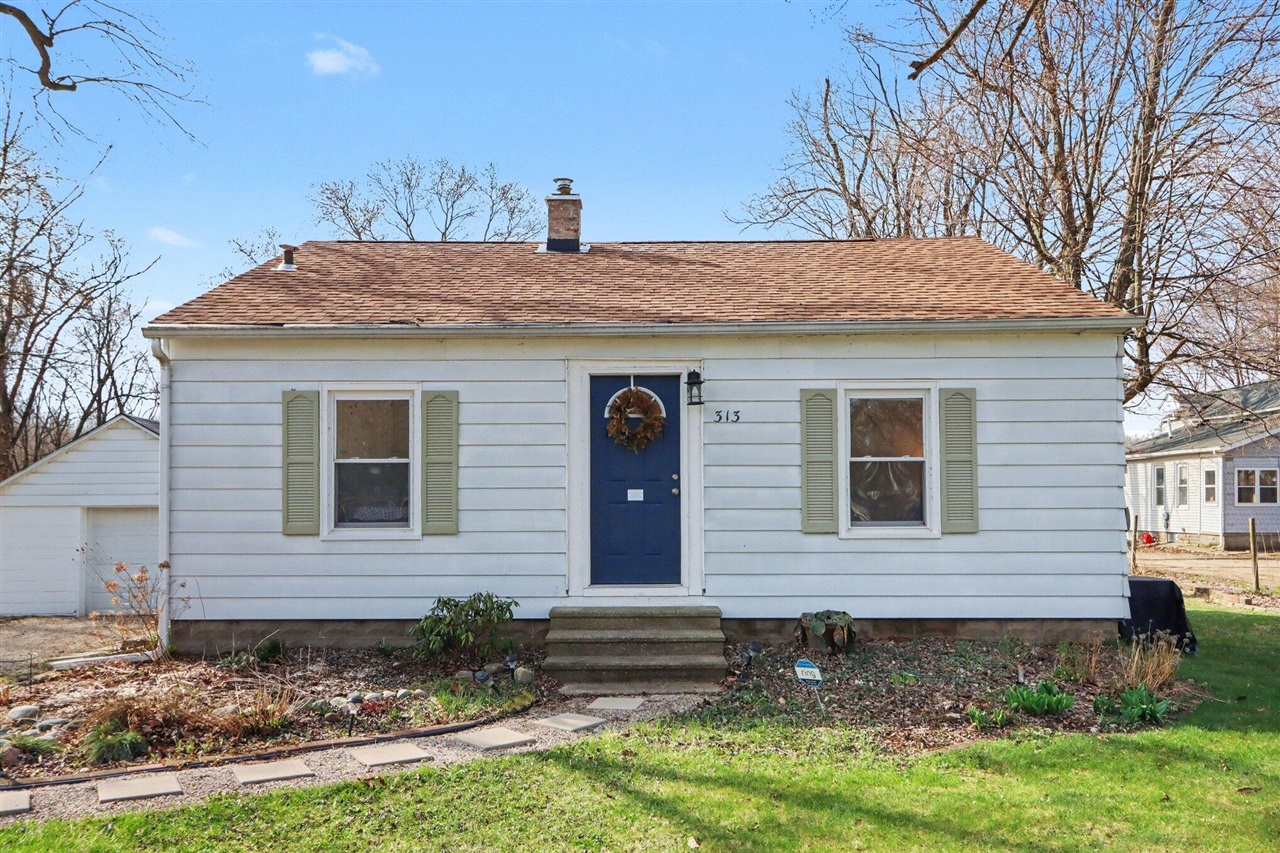 313 W G Avenue, Kalamazoo, MI, 49004-3002