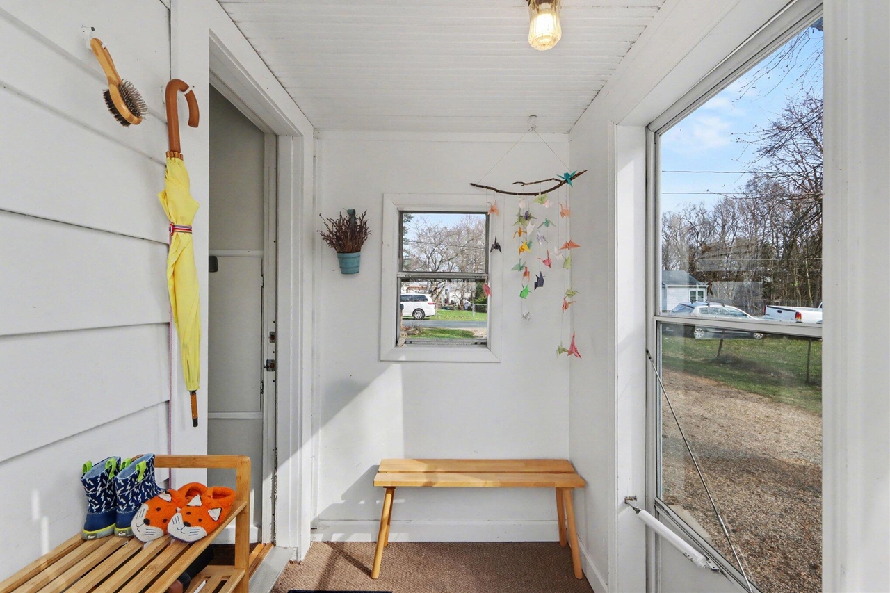 313 W G Avenue, Kalamazoo, MI, 49004-3002