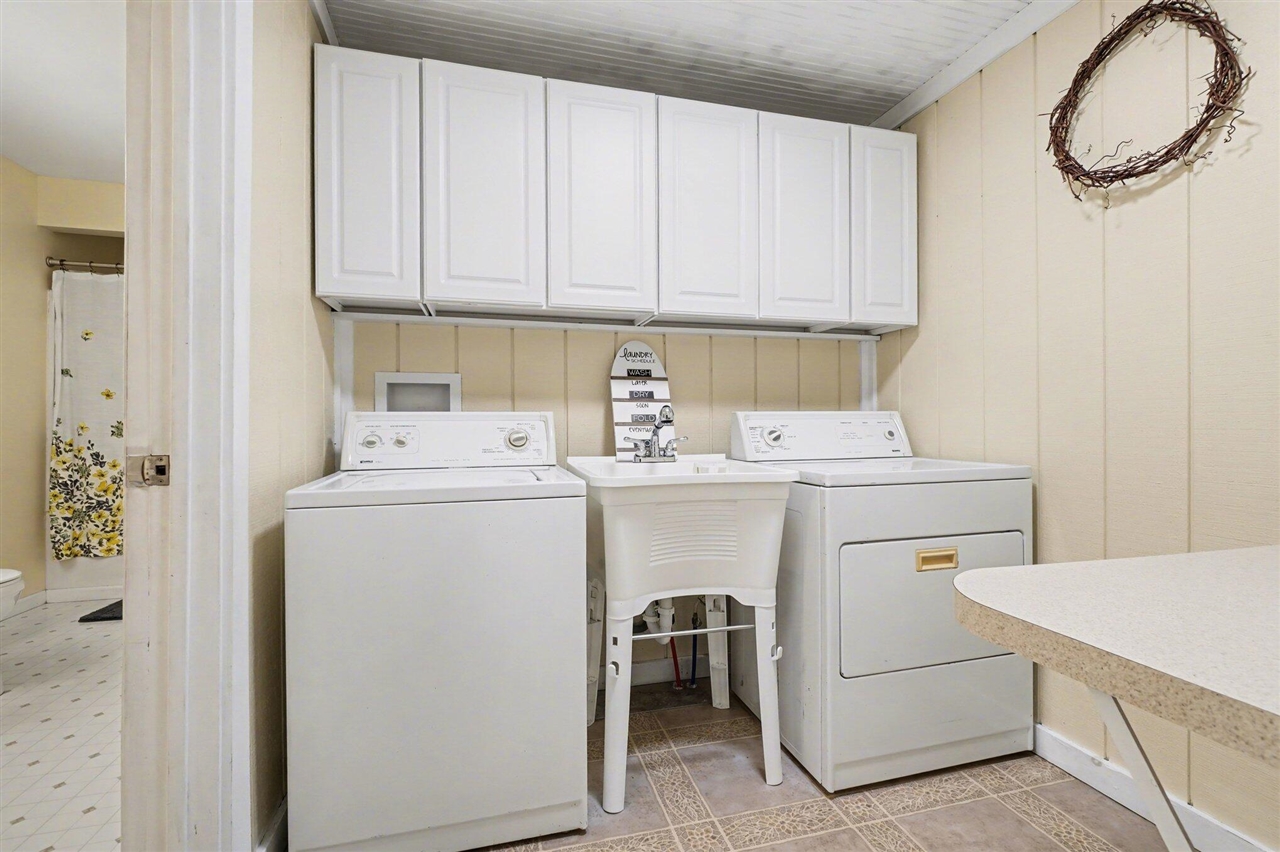 09741 26th Street, Gobles, MI, 49055-9134