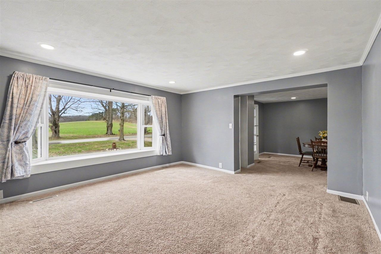 09741 26th Street, Gobles, MI, 49055-9134