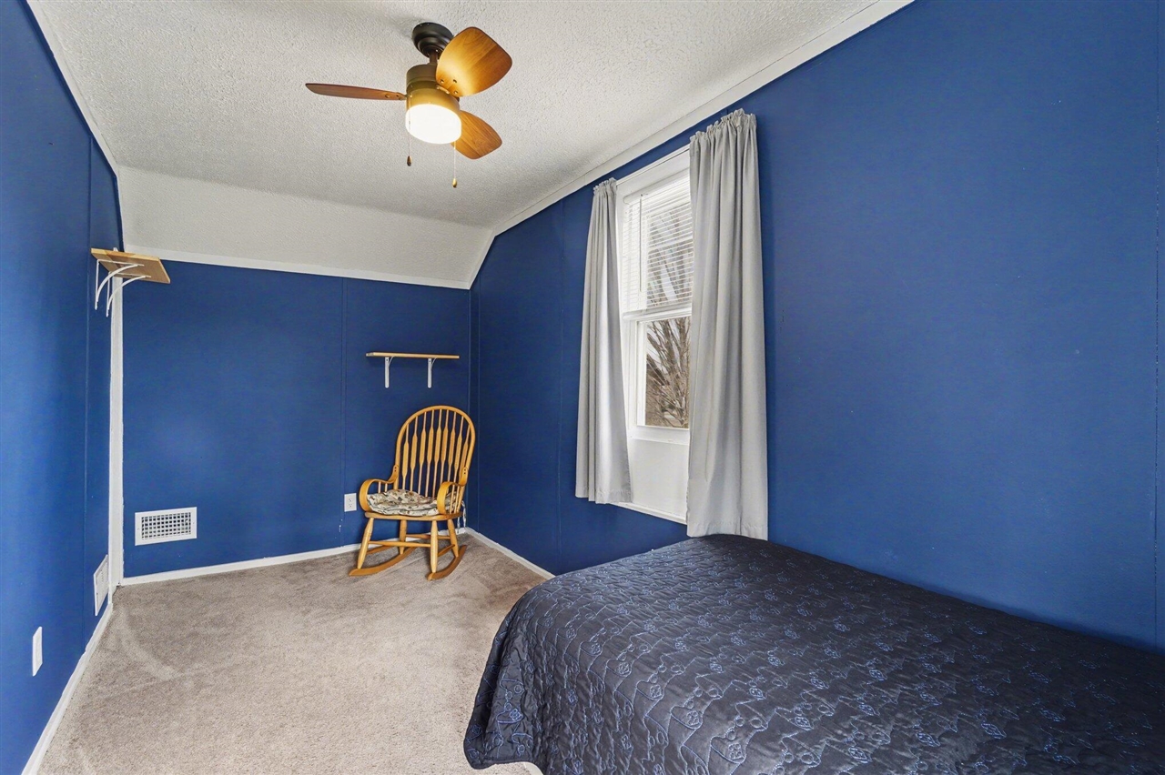 09741 26th Street, Gobles, MI, 49055-9134