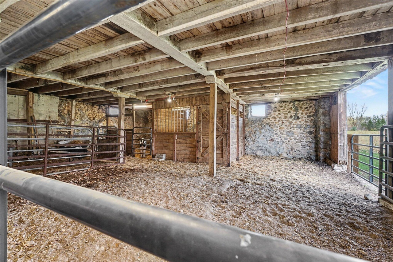 09741 26th Street, Gobles, MI, 49055-9134