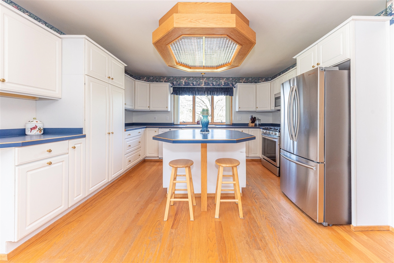 9138 Warner Road, Saline, MI, 48176-9301