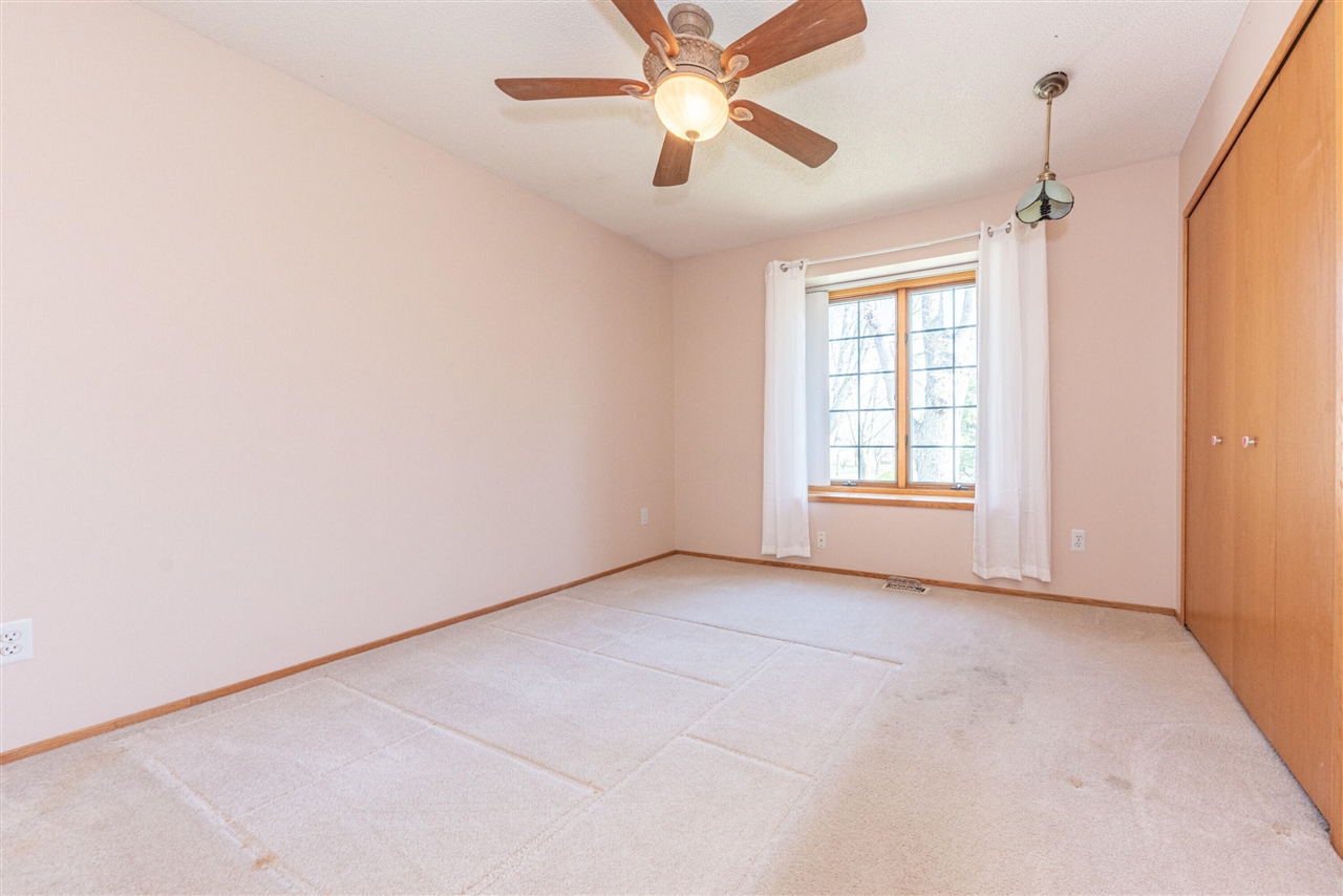 9138 Warner Road, Saline, MI, 48176-9301