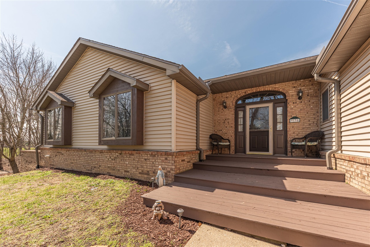 9138 Warner Road, Saline, MI, 48176-9301