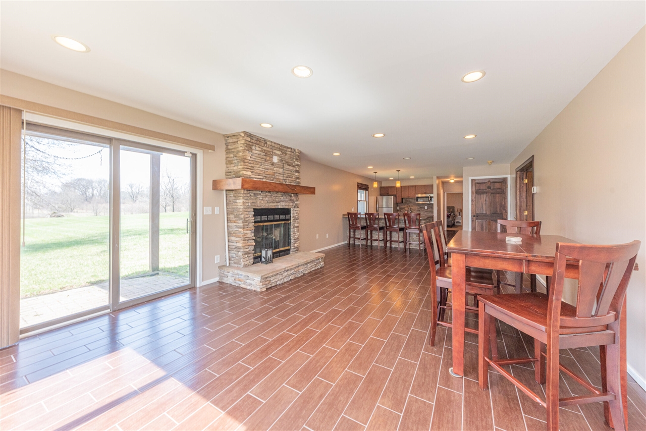 9138 Warner Road, Saline, MI, 48176-9301