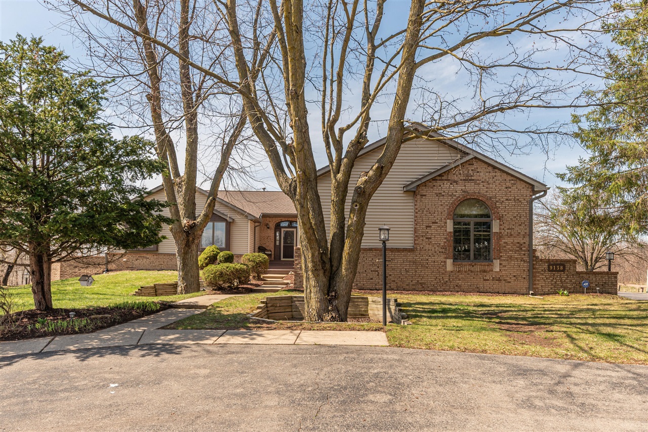 9138 Warner Road, Saline, MI, 48176-9301