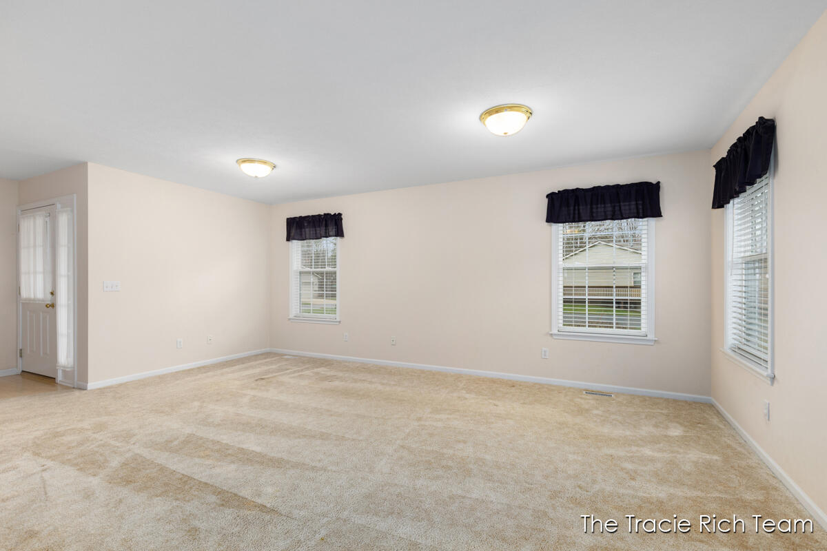 4889 Castle Hill Court, Rockford, MI, 49341-7636