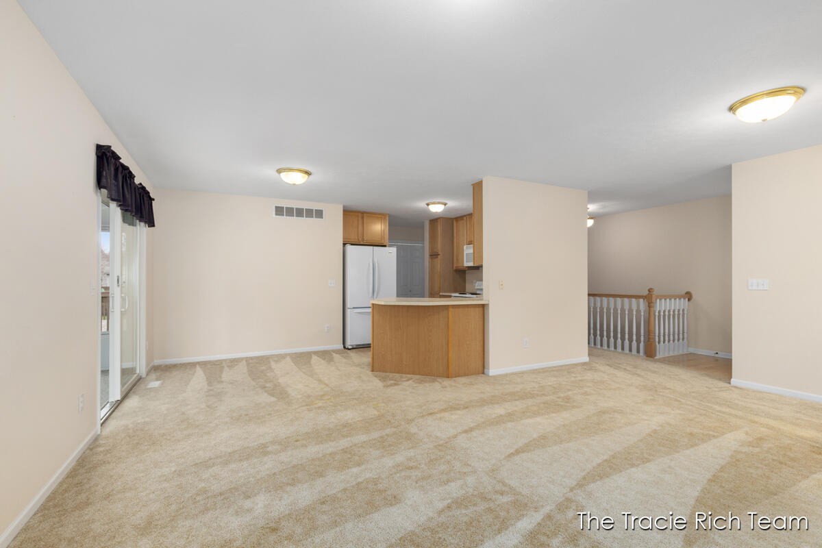 4889 Castle Hill Court, Rockford, MI, 49341-7636