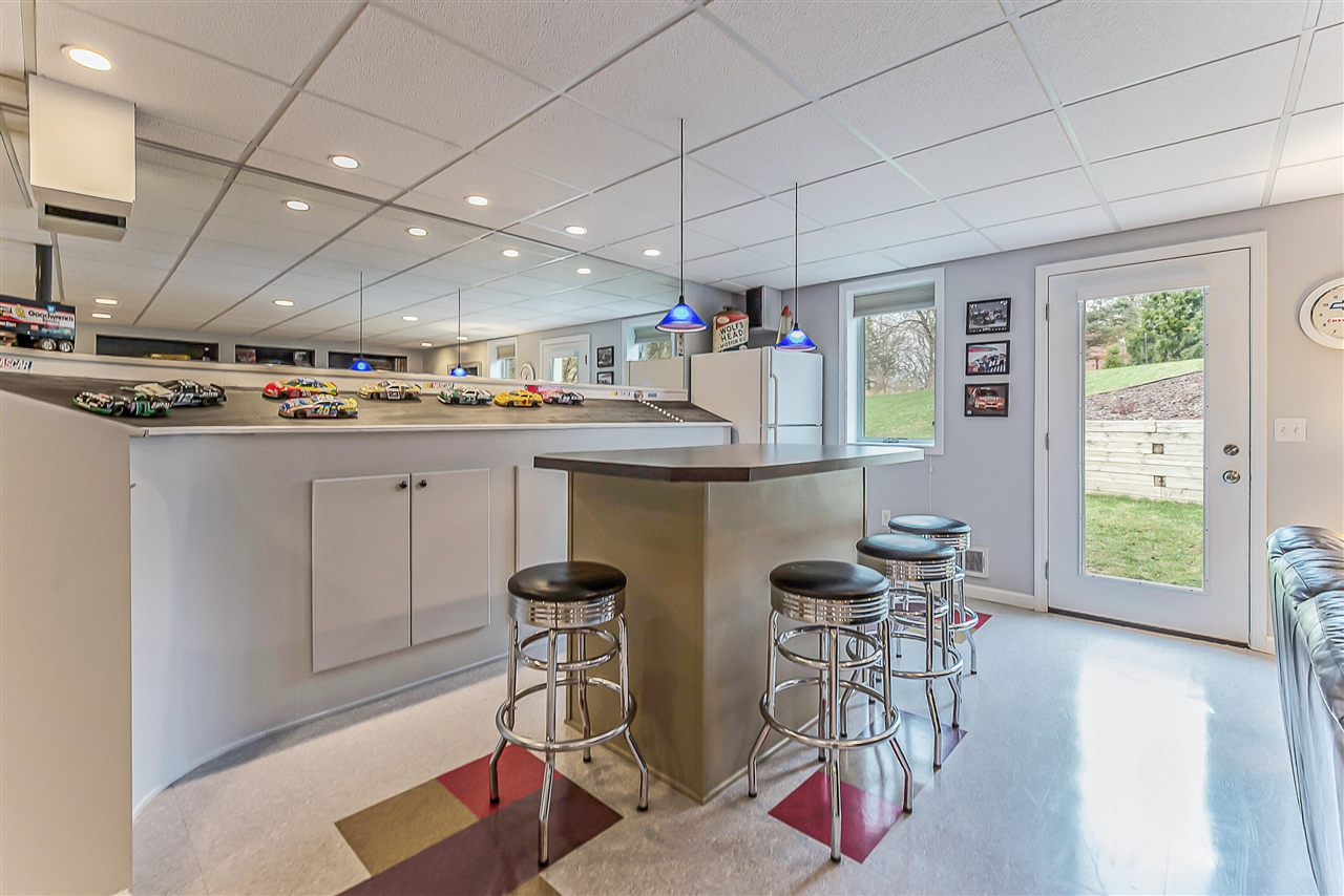 944 Marshall Court, Dexter, MI, 48130-9474