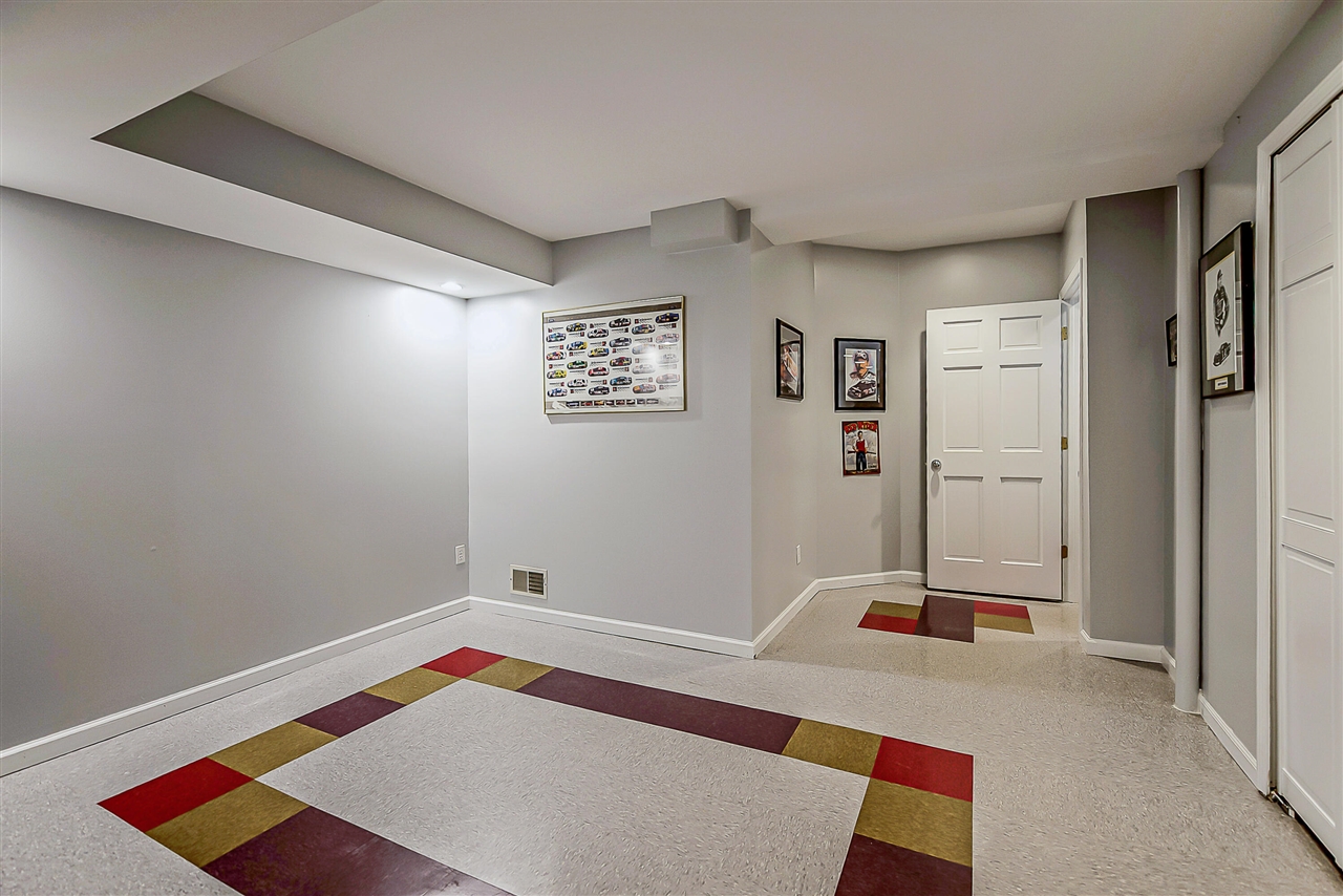 944 Marshall Court, Dexter, MI, 48130-9474