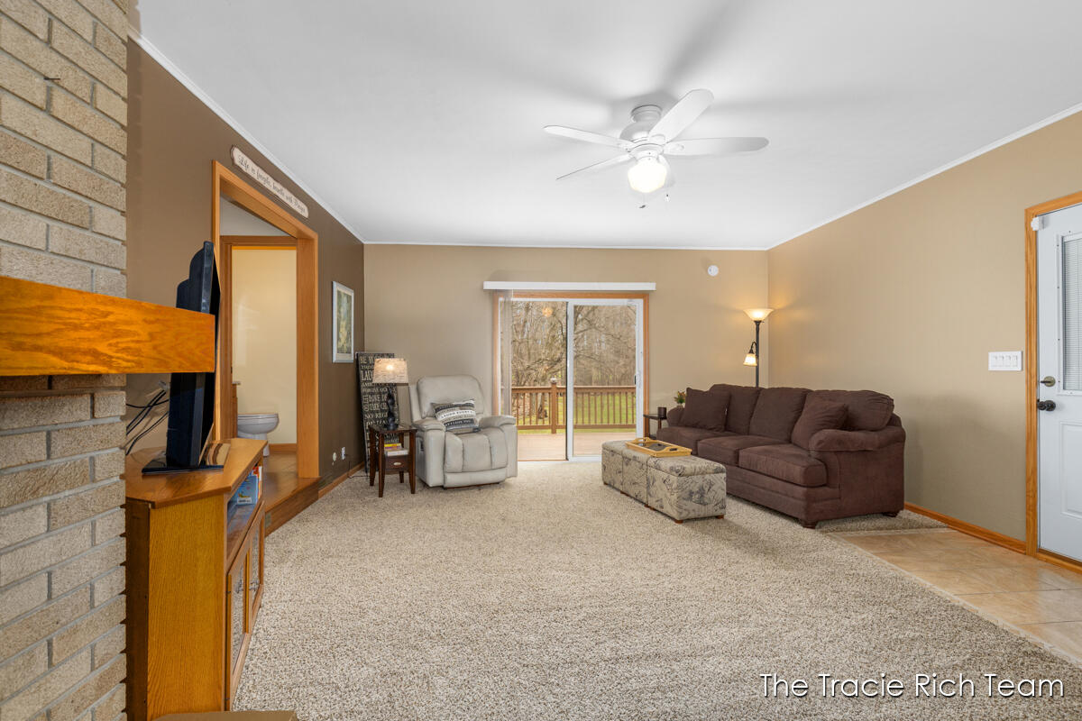 6640 Pine Island Drive, Comstock Park, MI, 49321-9538