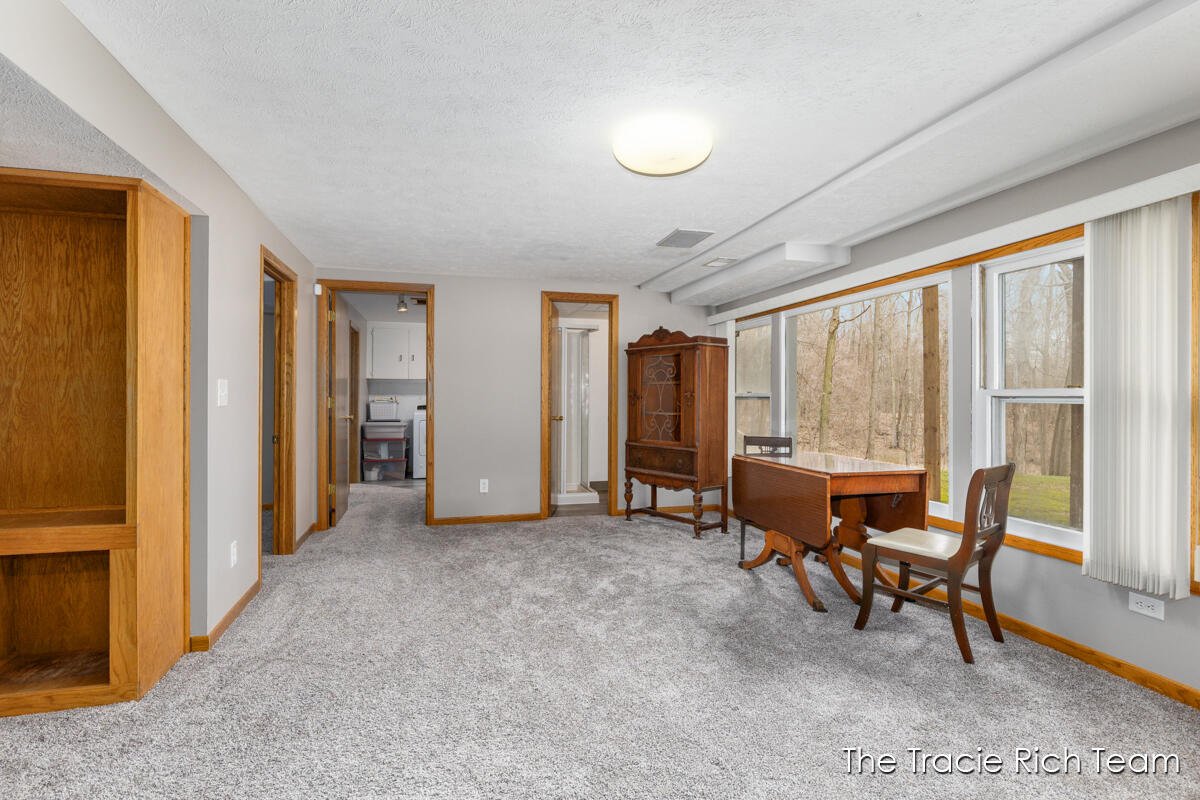 6640 Pine Island Drive, Comstock Park, MI, 49321-9538