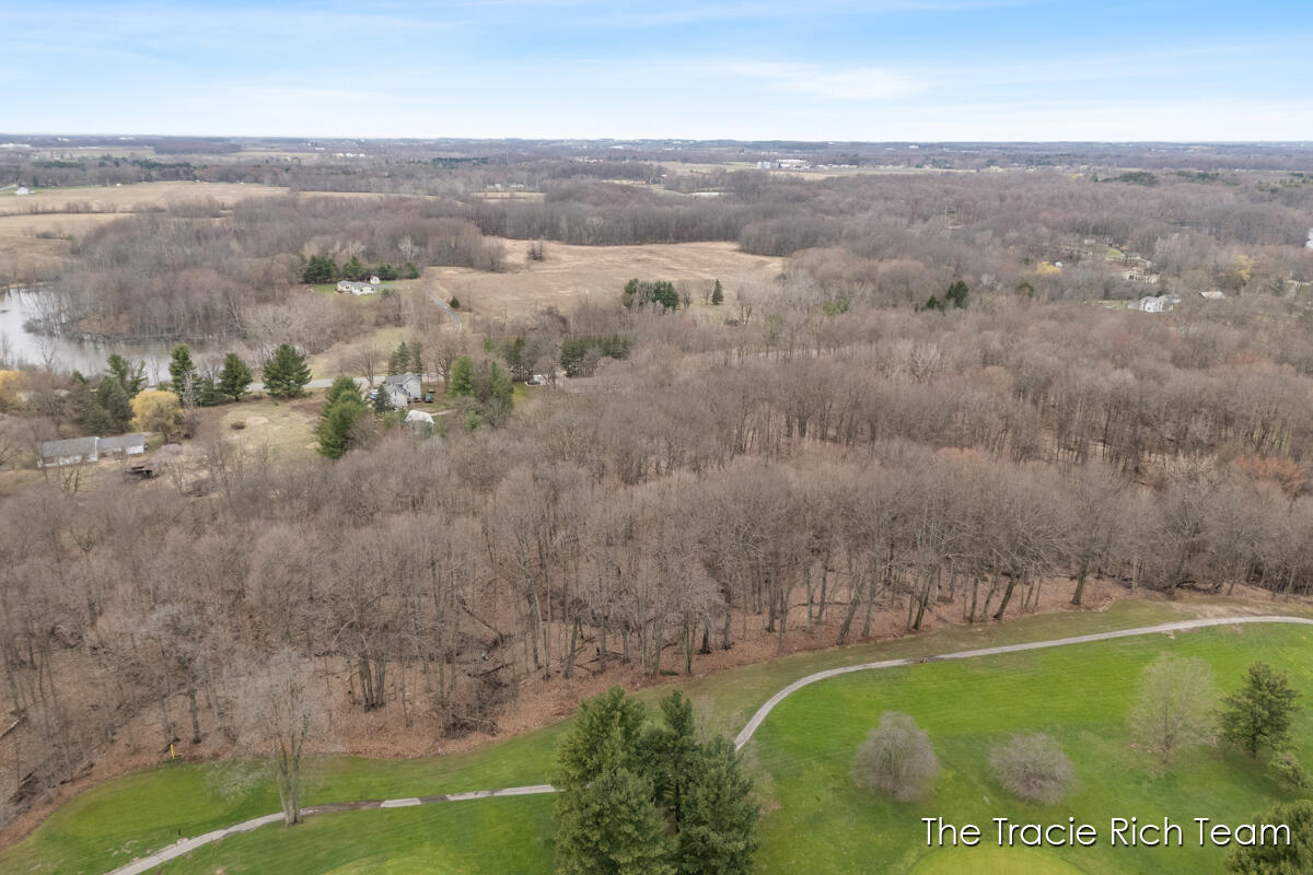 6640 Pine Island Drive, Comstock Park, MI, 49321-9538