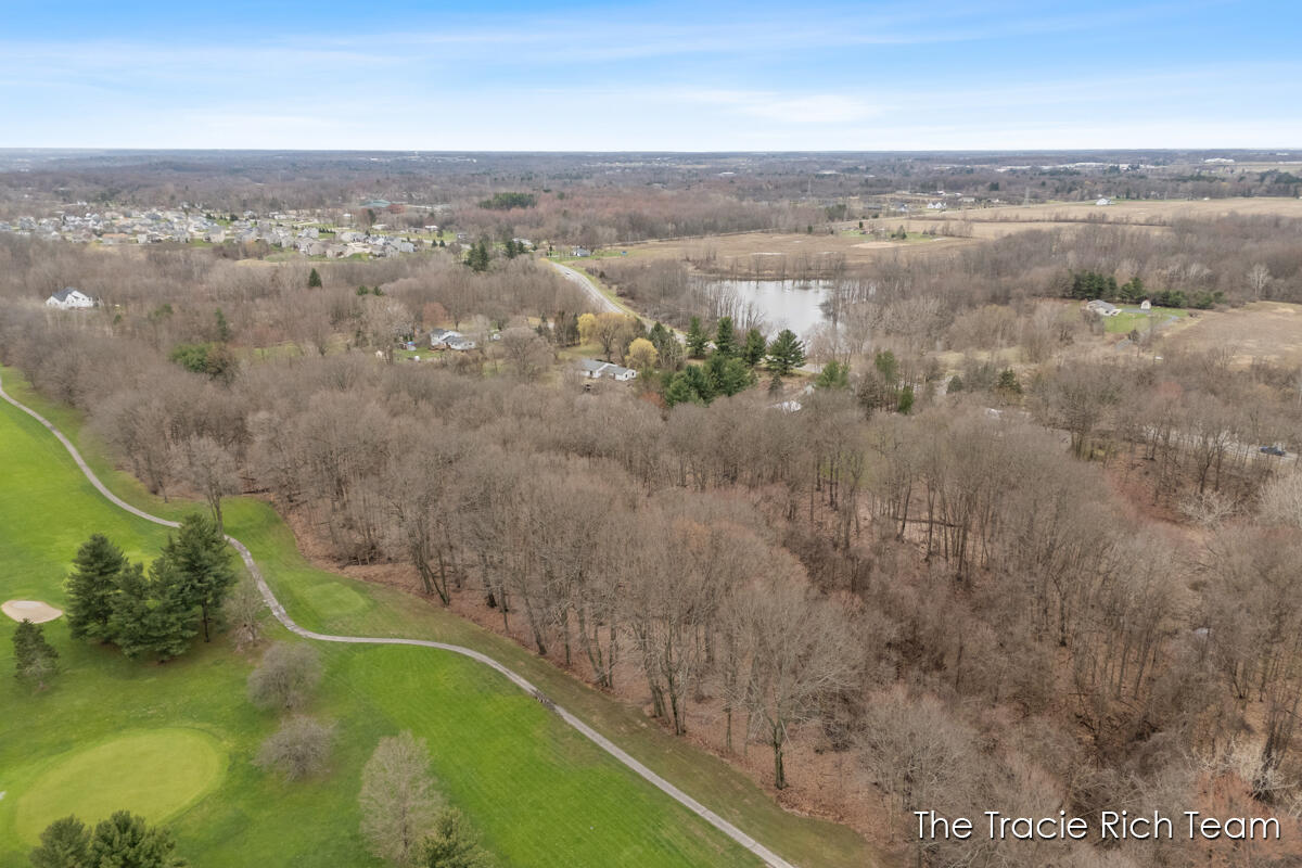 6640 Pine Island Drive, Comstock Park, MI, 49321-9538