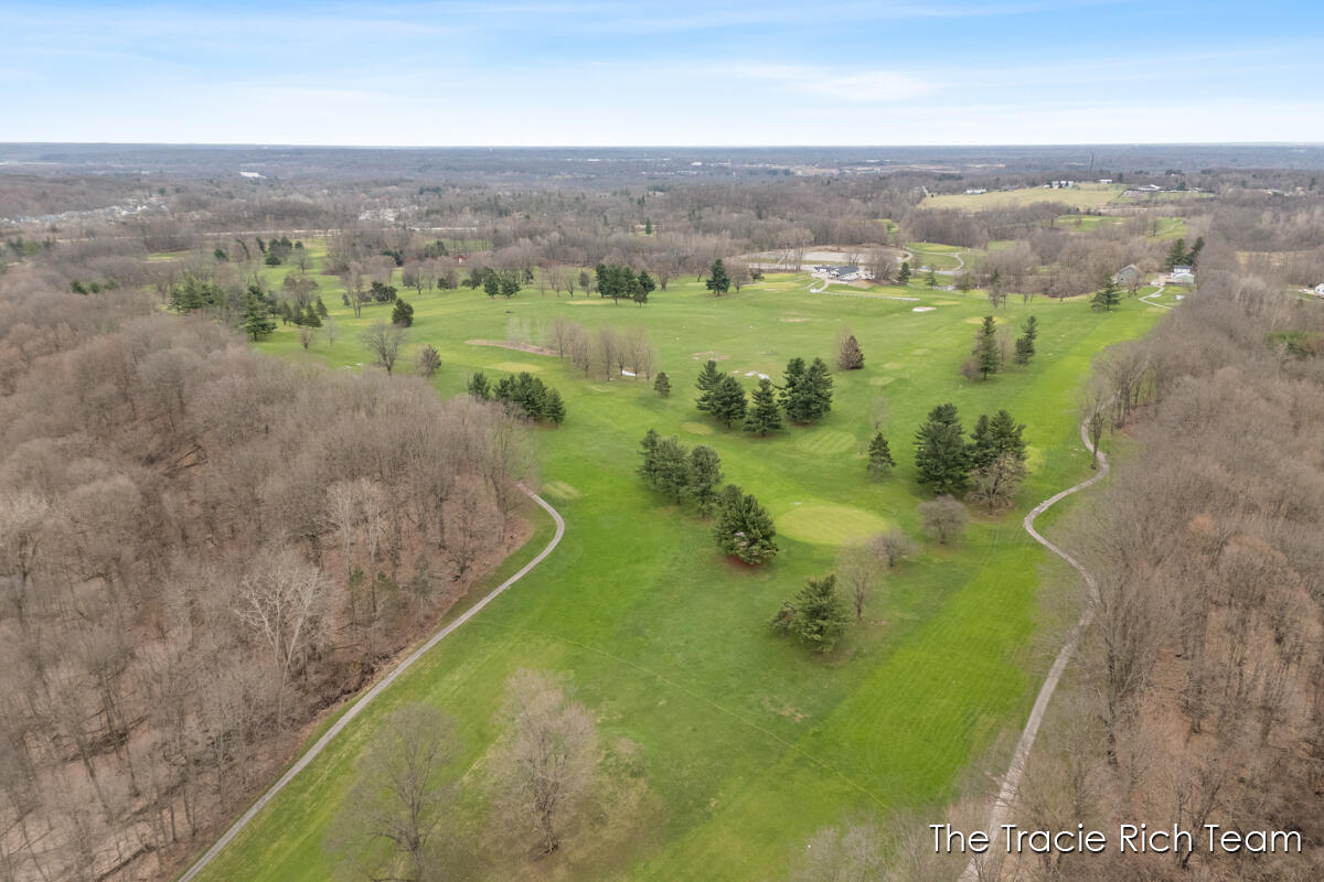 6640 Pine Island Drive, Comstock Park, MI, 49321-9538