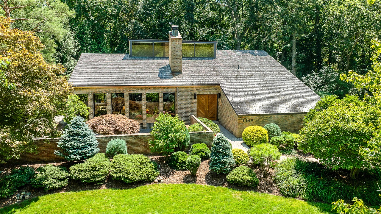 2980 Devonshire Road, Ann Arbor, MI, 48104-2860