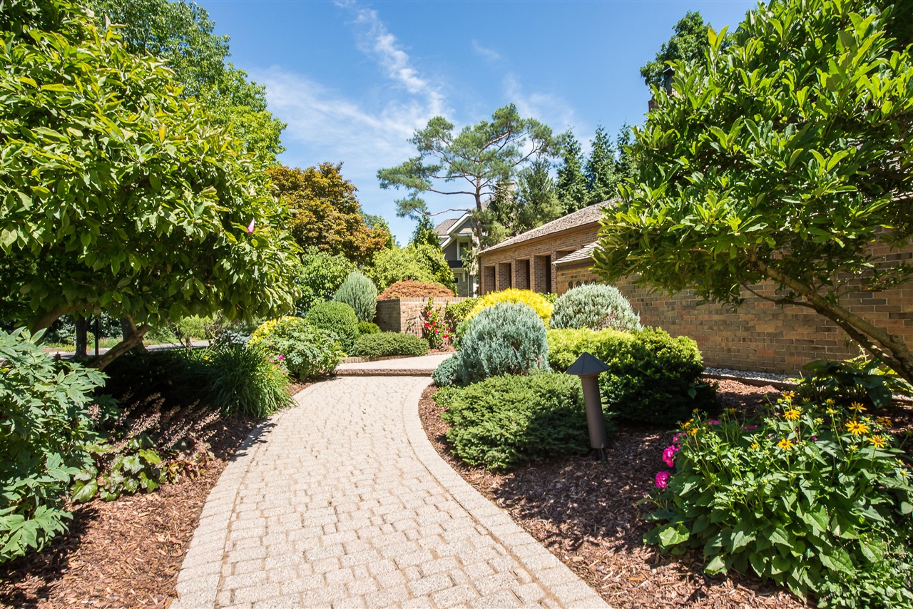 2980 Devonshire Road, Ann Arbor, MI, 48104-2860