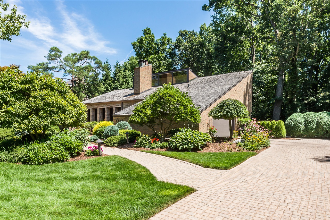 2980 Devonshire Road, Ann Arbor, MI, 48104-2860