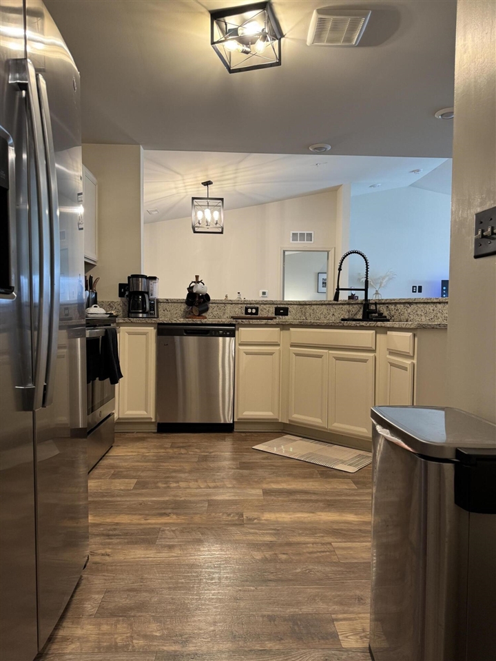 22113 Aberdeen Drive, Macomb, MI, 48042-3618