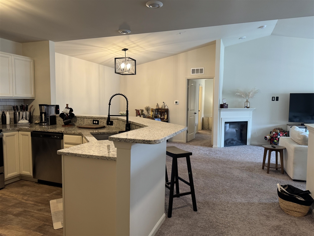 22113 Aberdeen Drive, Macomb, MI, 48042-3618