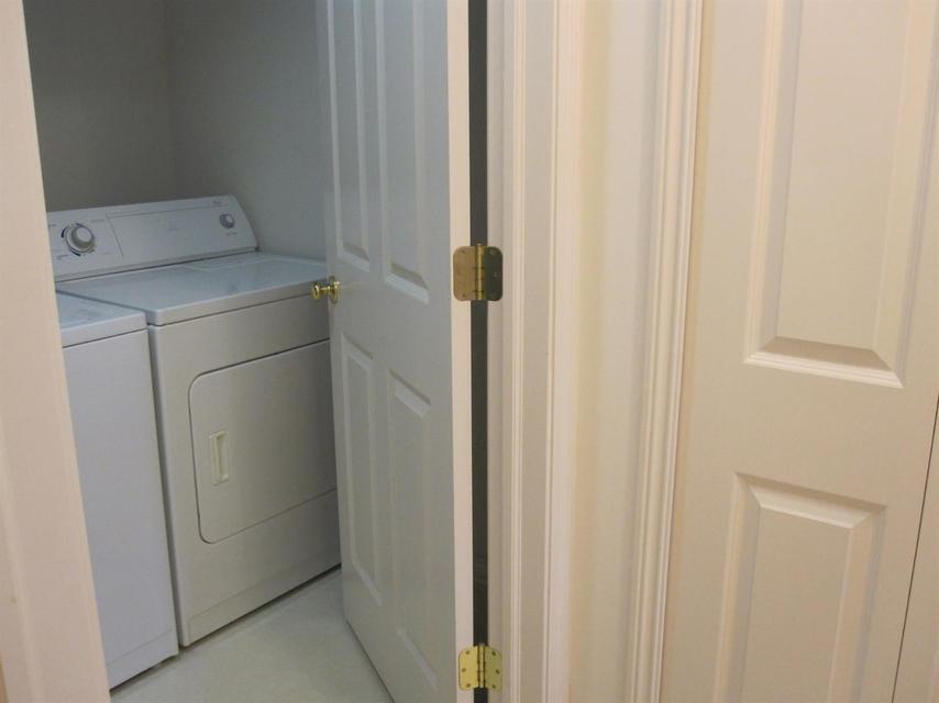 3055 Barclay Way, Ann Arbor, MI, 48105-9464