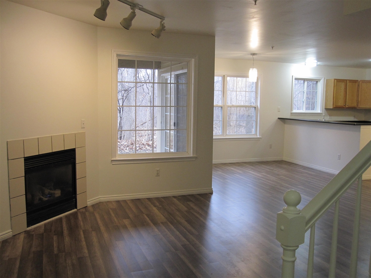 3055 Barclay Way, Ann Arbor, MI, 48105-9464