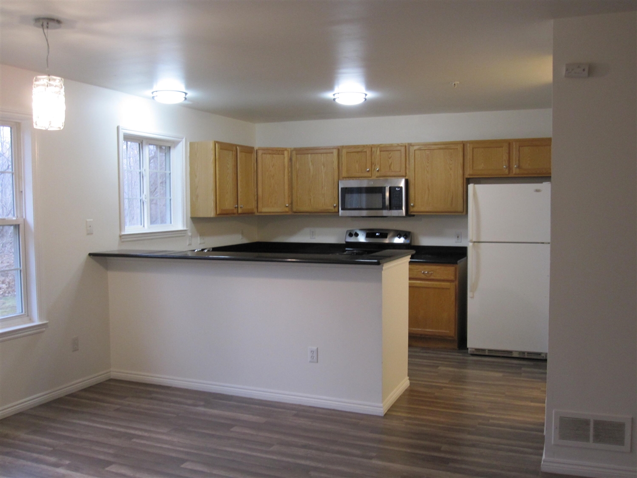 3055 Barclay Way, Ann Arbor, MI, 48105-9464