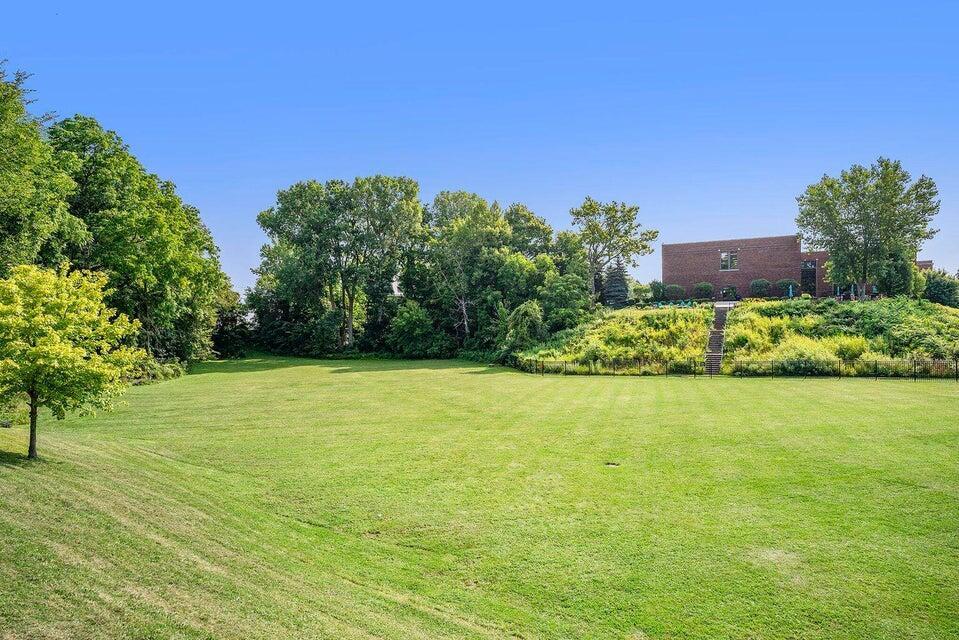 23rd image of 500 Erie St #204, South Haven, MI 49090 | MLS# 70523391